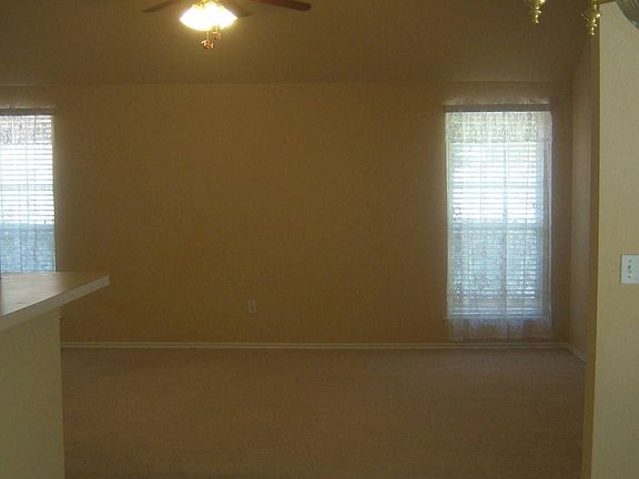 Family room right off kitchen/breakfast room