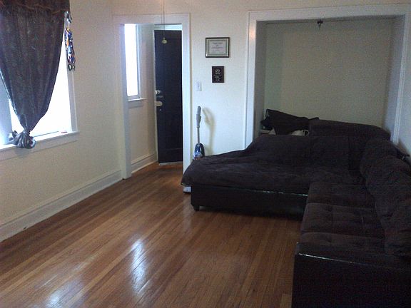 4th image of 3718 W Berteau Ave APT 3