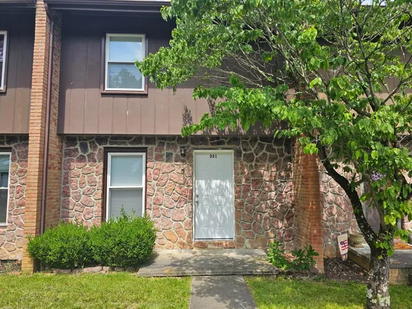 321 Emerald Dr, Bristol, VA 24201