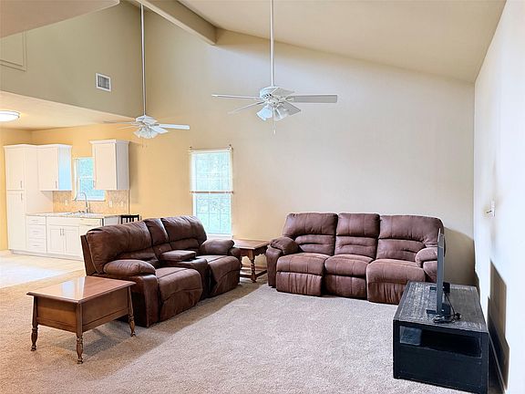 5th image of 236A Piney Ridge Dr