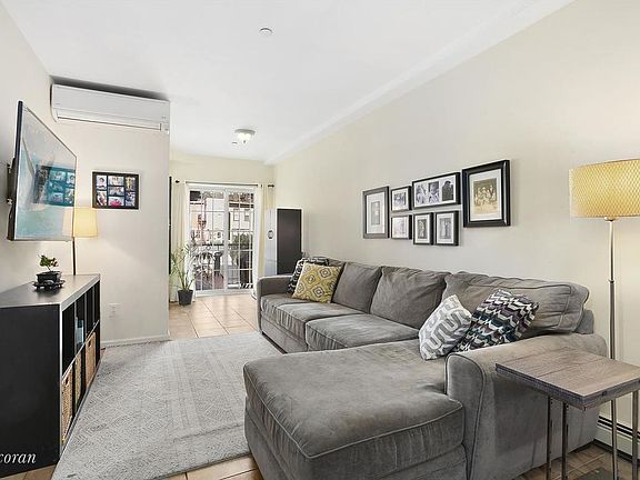 2nd image of 2333 31st Ave APT 2B