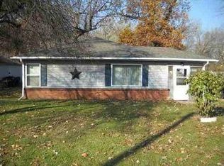 21 River Dr, North Pekin, IL 61554