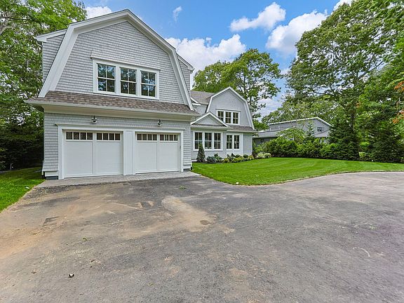 5th image of 640 Poponessett Road