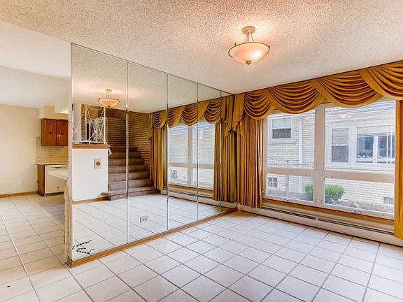 3rd image of 3028 Kensington Ave
