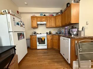 887 Huntington Ave APT 6, Boston, MA 02115