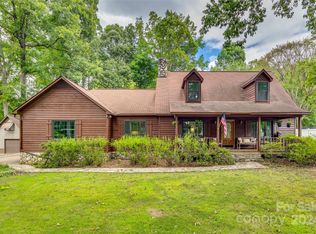 136 Webbed Foot Rd, Mooresville, NC 28117