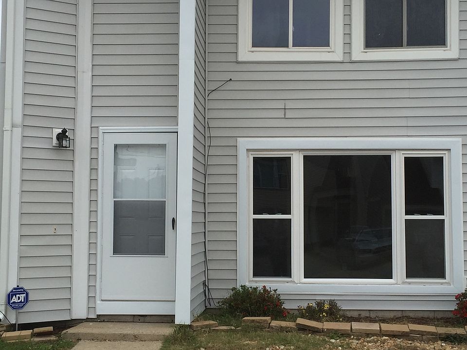 1st image of 100 Thalia Trace Dr