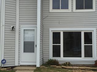 100 Thalia Trace Dr, Virginia Beach, VA 23452