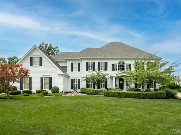 14703 Kulkarni Ct, Chesterfield, MO 63017