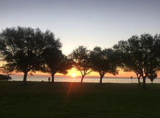 1527 Beach Dr SE, Saint Petersburg, FL 33701