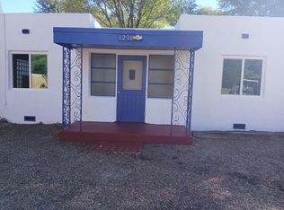 1230 Montrose Pl SW, Albuquerque, NM 87105