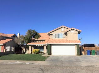 1253 Garnet Ave, Palmdale, CA 93550