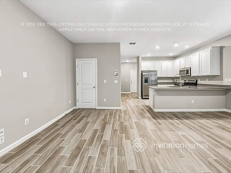 667 Cherry Ridge Dr — Photo 13