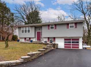 42 Laflin Rd, Wilkes Barre, PA 18702