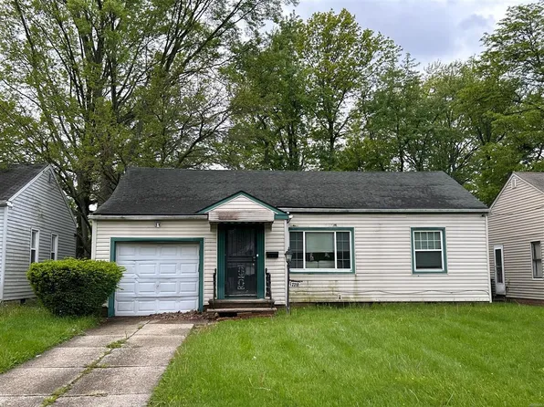 2310 Green Rd, Cleveland, OH 44121