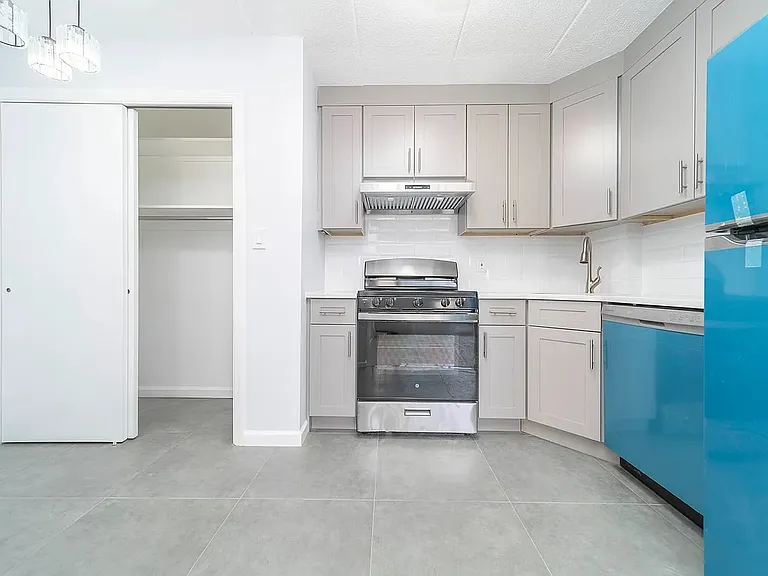134-46 Maple Ave #7A — Photo 6