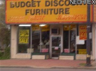 2621 Market St, Youngstown, OH 44507