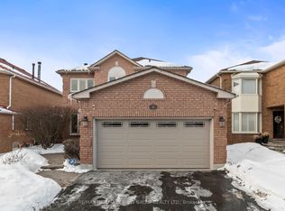 4 Winterberry Dr, Whitby, ON L1R 1Z2