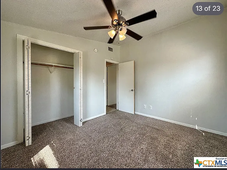 2721 Lewis St — Photo 5