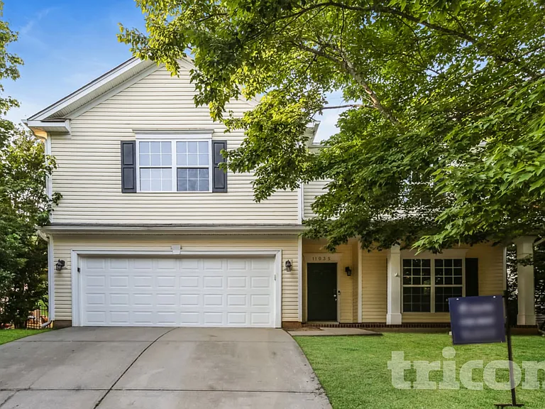 11035 Elven Dr — Photo 1
