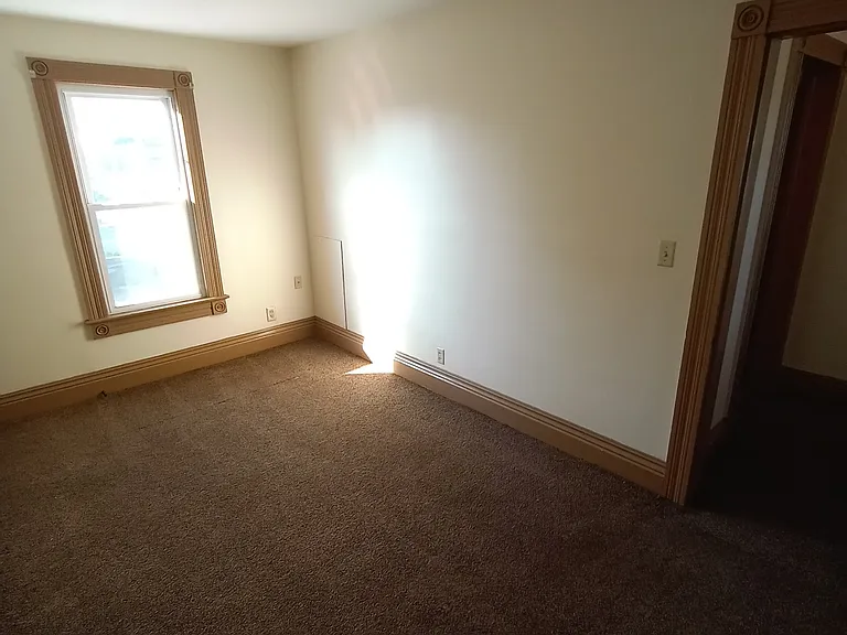 825 Tremont Ave SW #B — Photo 13
