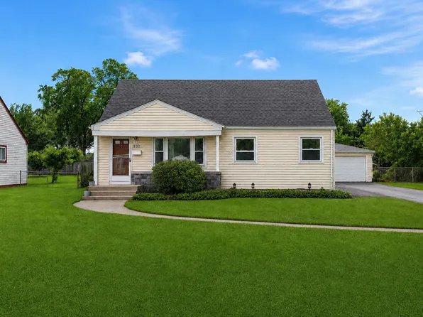 832 N Prater Ave, Melrose Park, IL 60164