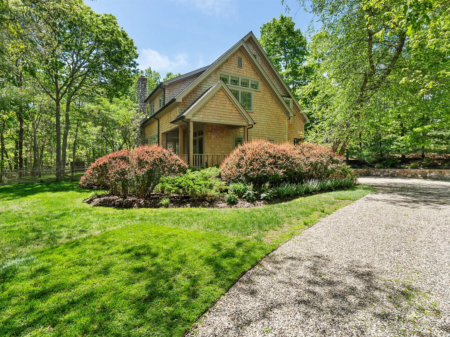 Turn Key East Hampton Rental — Photo 2