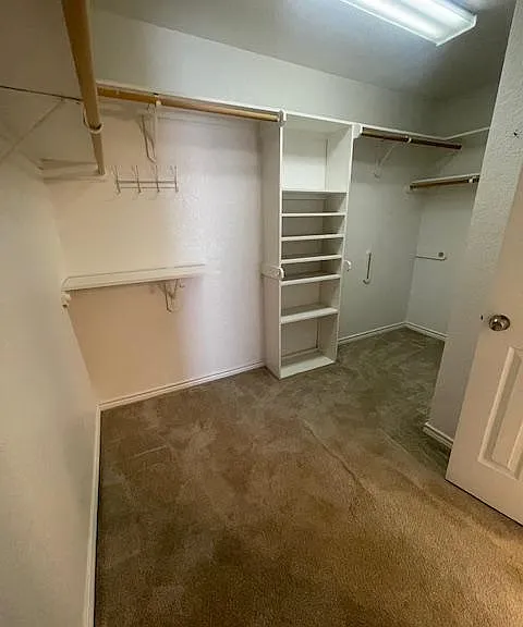 605 N Avenue D — Photo 9
