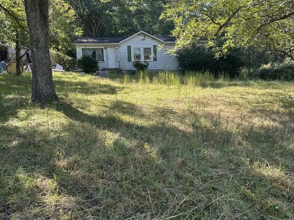 288 Bowe St, Danville, VA 24541