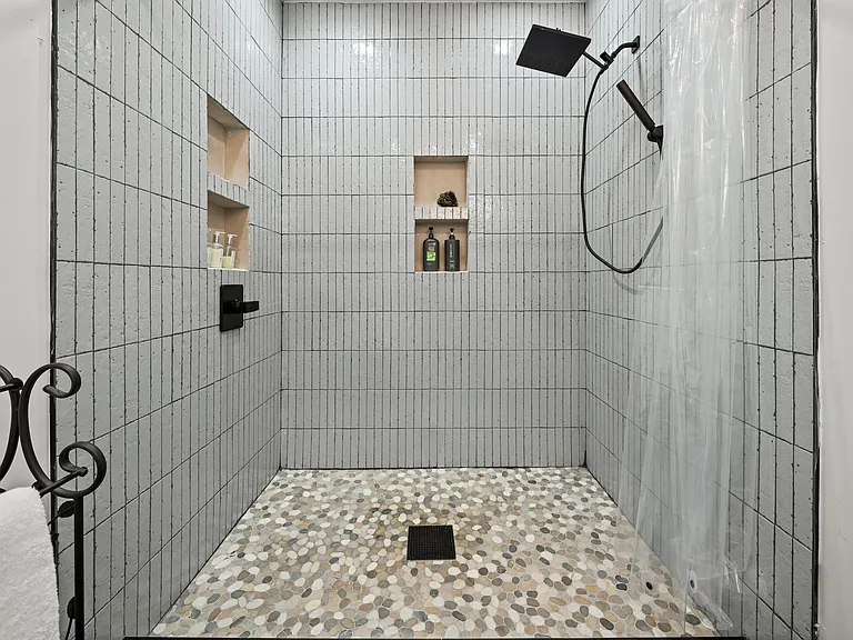 942 Pacific St #1 — Photo 20