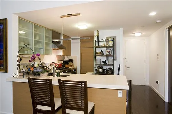 Sold by Park River | media 3