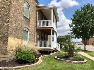 126 W Washington St APT 2, Vicksburg, MI