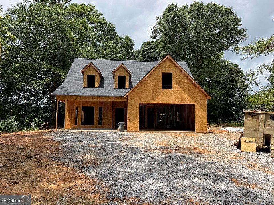 2nd image of 655 Longview St