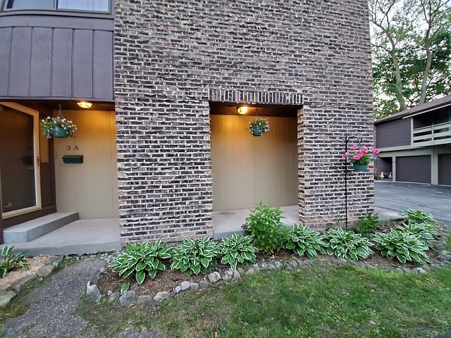 1st image of 3 W Millstone Ct #A