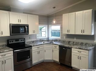 128 Hedge Ln, Huntsville, AL 35811