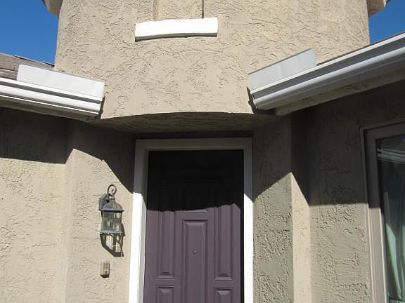 4th image of 32177 N Dog Leg Ct