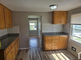 4945 N 48th St, Milwaukee, WI 53218