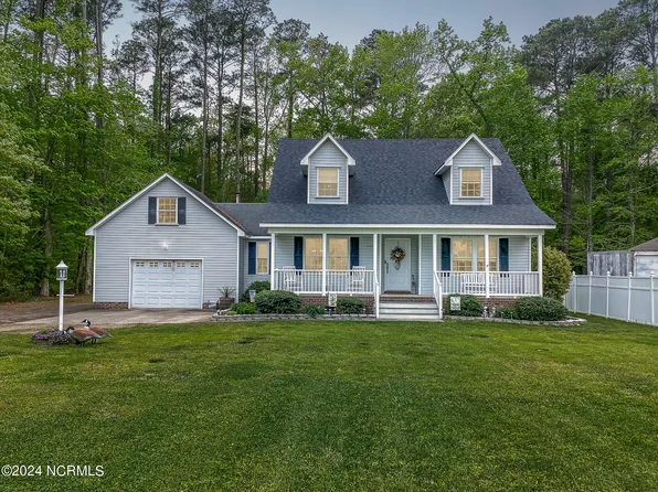 396 E Ridge Road, Shawboro, NC 27973