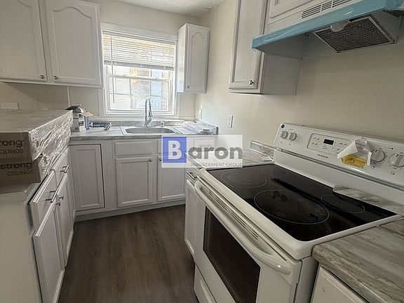 4th image of 2128 Saint Michael St #1A