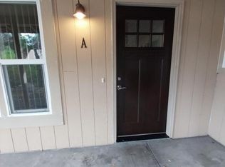 1401 SW G St UNIT A, Grants Pass, OR 97526