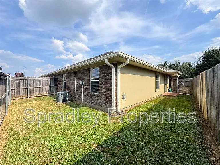 522A Pepper Spring Ct — Photo 15
