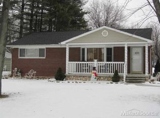 51946 Base St, New Baltimore, MI 48047