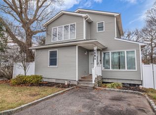 498-498 William Floyd Pkwy #A, Shirley, NY 11967