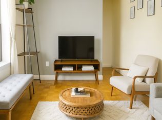 252 S 4th St #1-A, Brooklyn, NY 11211