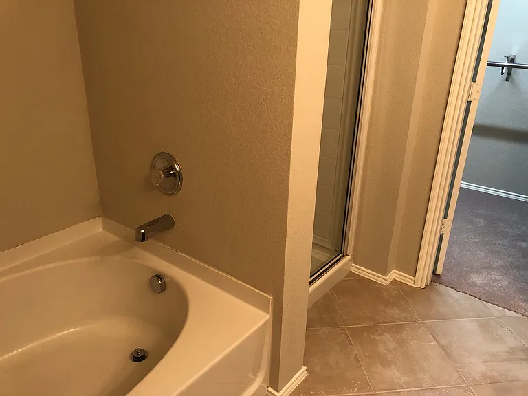 8115 York Beach Pl — Photo 14