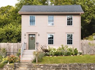 50 Worth Ave, Hudson, NY 12534