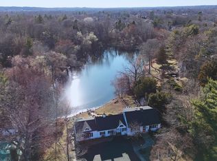 375 Lenox Rd, Huntington Station, NY 11746