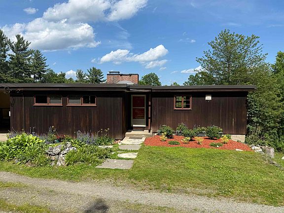 5th image of 211 Pleasant Valley Road