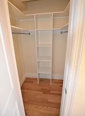 Rented by Manhattan Realty Group | media 13