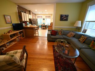 638 Washington St APT 3, Brookline, MA 02446